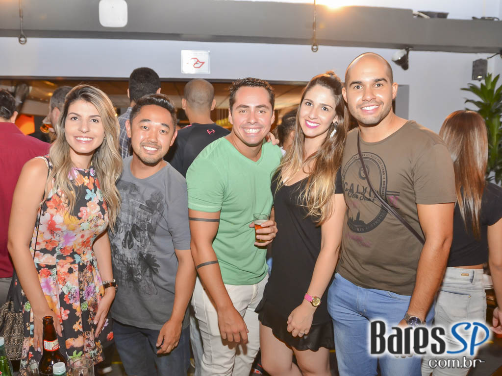 NaMadá Bar inaugurou na Vila Madalena com banda Balanço Mariah e DJ Harlen Barreto nas pick-ups NaMadá Bar inaugurou na Vila Madalena com banda Balanço Mariah e DJ Harlen Barreto nas pick-ups