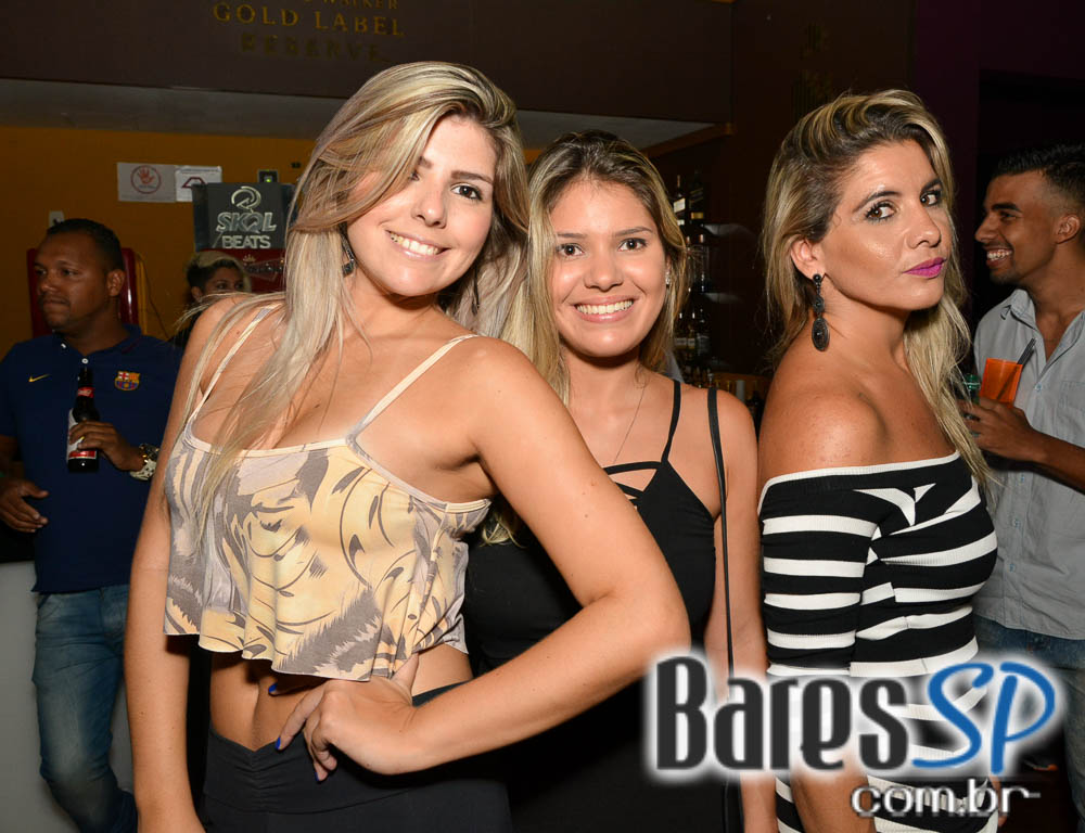 Nego do Borel e MC Bola comandaram o Baile do Patrão na Brooks SP Nego do Borel e MC Bola comandaram o Baile do Patrão na Brooks SP