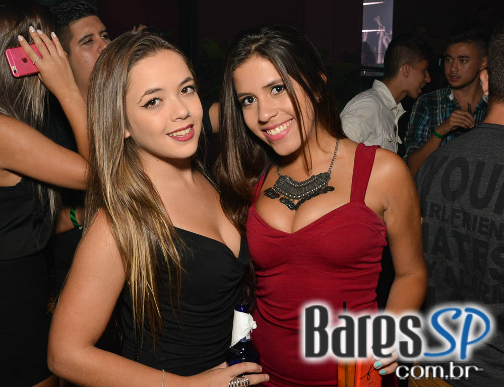 Nego do Borel e MC Bola comandaram o Baile do Patrão na Brooks SP Nego do Borel e MC Bola comandaram o Baile do Patrão na Brooks SP