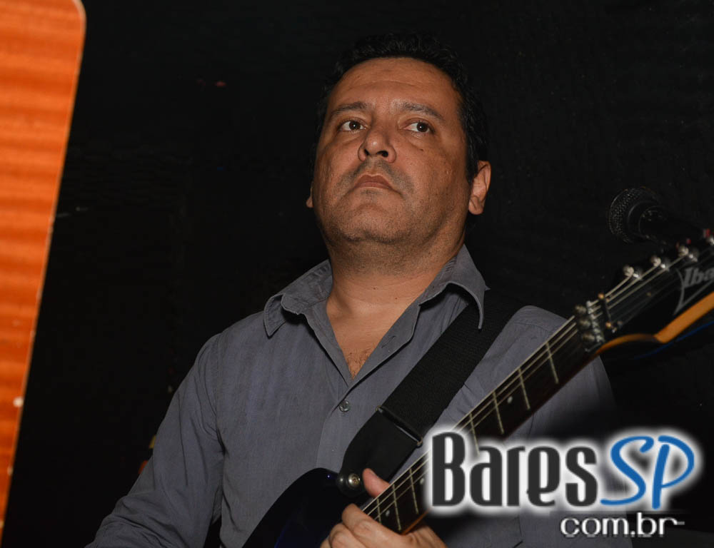 Banda B Jams animou a Festa de Aniversário do Paulo B. no B Music Bar Banda B Jams animou a Festa de Aniversário do Paulo B. no B Music Bar