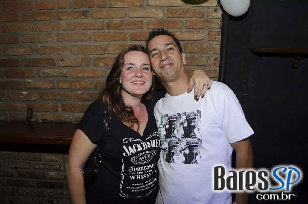 Bandas Interlude, Hey Ladies e Panic Smiths Cover no Morrison Rock Bar Bandas Interlude, Hey Ladies e Panic Smiths Cover no Morrison Rock Bar