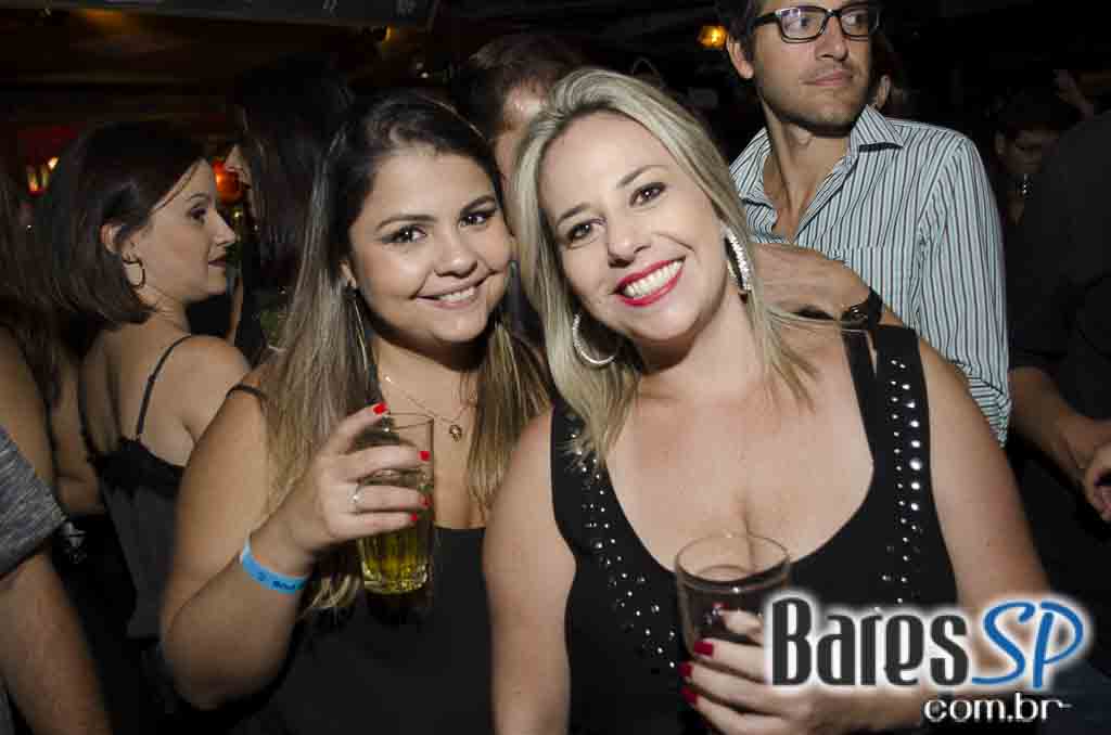 The Sailor animou a noite do público com show da banda Insônica The Sailor animou a noite do público com show da banda Insônica