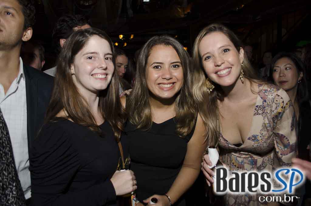 The Sailor animou a noite do público com show da banda Insônica The Sailor animou a noite do público com show da banda Insônica