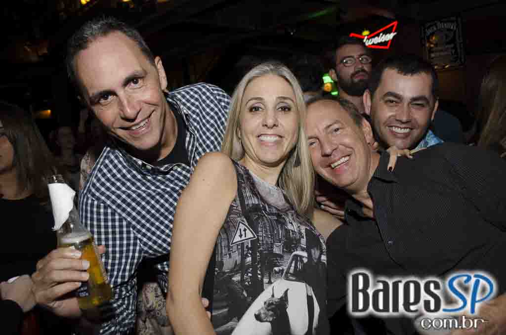 The Sailor animou a noite do público com show da banda Insônica The Sailor animou a noite do público com show da banda Insônica