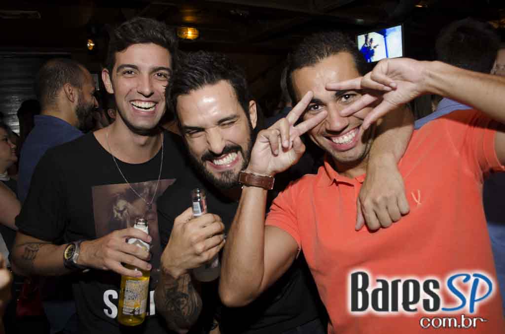 The Sailor animou a noite do público com show da banda Insônica The Sailor animou a noite do público com show da banda Insônica