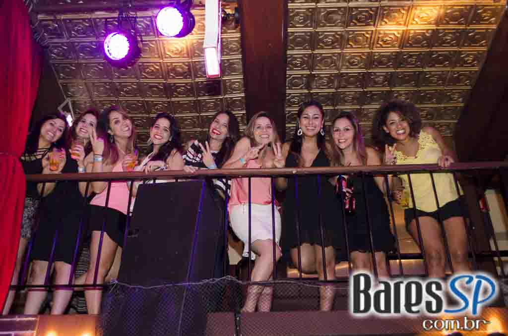 The Sailor animou a noite do público com show da banda Insônica The Sailor animou a noite do público com show da banda Insônica