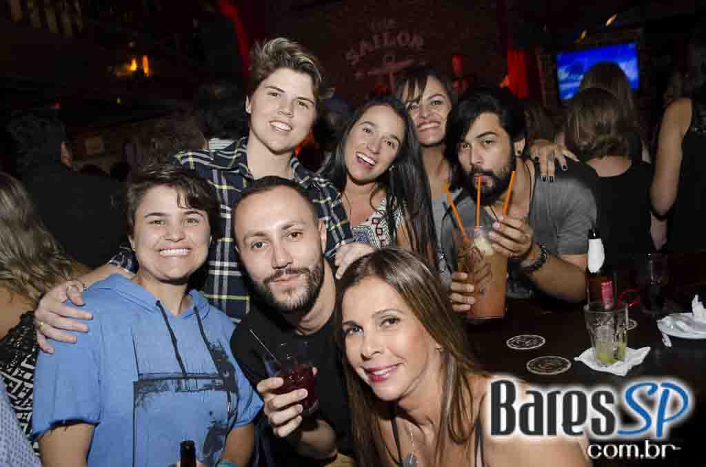 The Sailor animou a noite do público com show da banda Insônica The Sailor animou a noite do público com show da banda Insônica