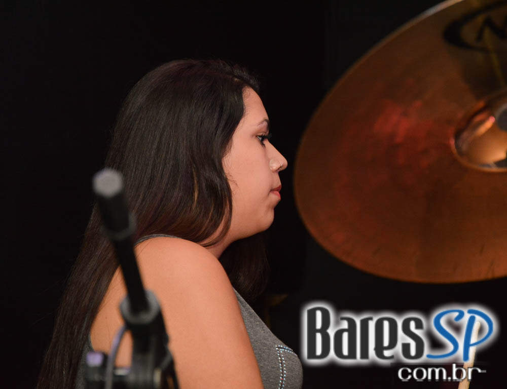 Banda Khris N Rock, Os Spoilers e convidados agitaram o palco do Café Aurora Banda Khris N Rock, Os Spoilers e convidados agitaram o palco do Café Aurora