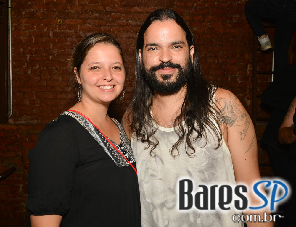 Banda Khris N Rock, Os Spoilers e convidados agitaram o palco do Café Aurora Banda Khris N Rock, Os Spoilers e convidados agitaram o palco do Café Aurora