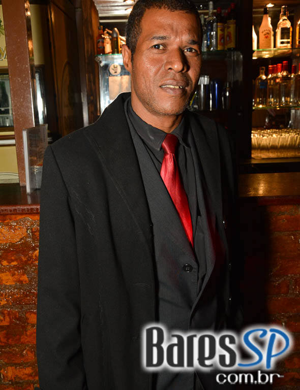 Banda Khris N Rock, Os Spoilers e convidados agitaram o palco do Café Aurora Banda Khris N Rock, Os Spoilers e convidados agitaram o palco do Café Aurora