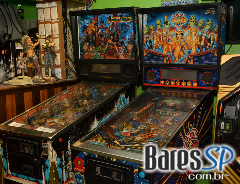 Saloon ofereceu muitos jogos e cervejas artesanais para curtir com os amigos Saloon ofereceu muitos jogos e cervejas artesanais para curtir com os amigos