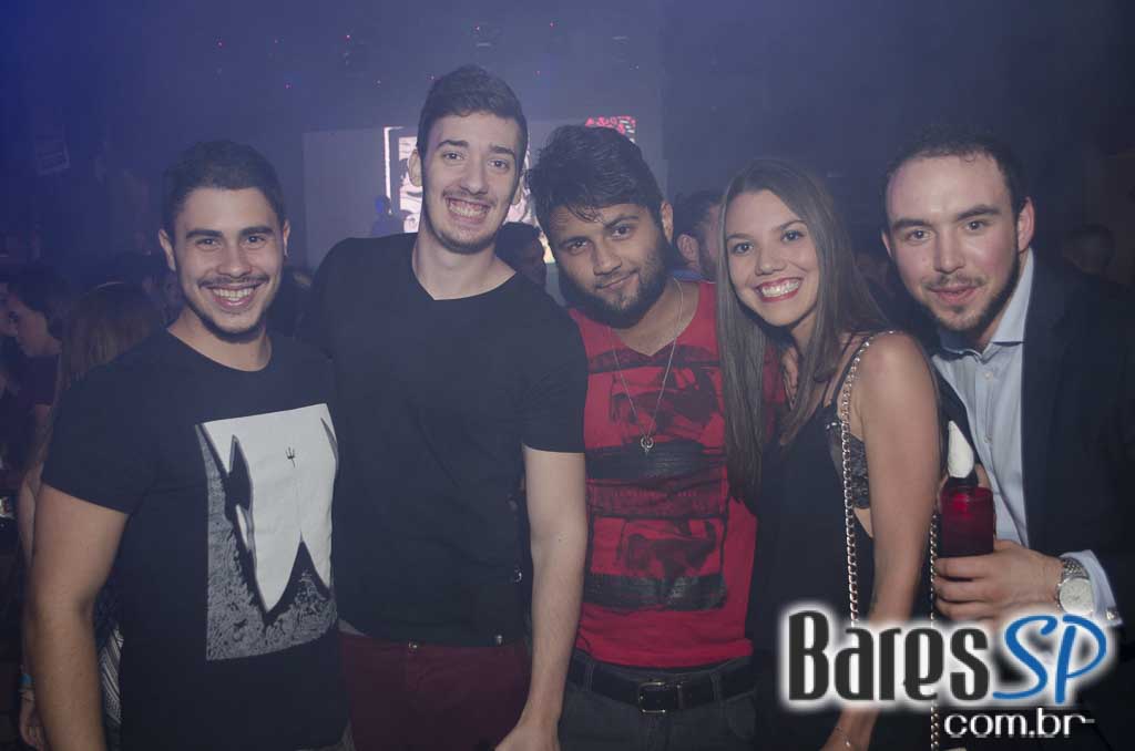 Cantora Ludmilla apresentou seus sucessos do funk no palco da Dukke Cantora Ludmilla apresentou seus sucessos do funk no palco da Dukke