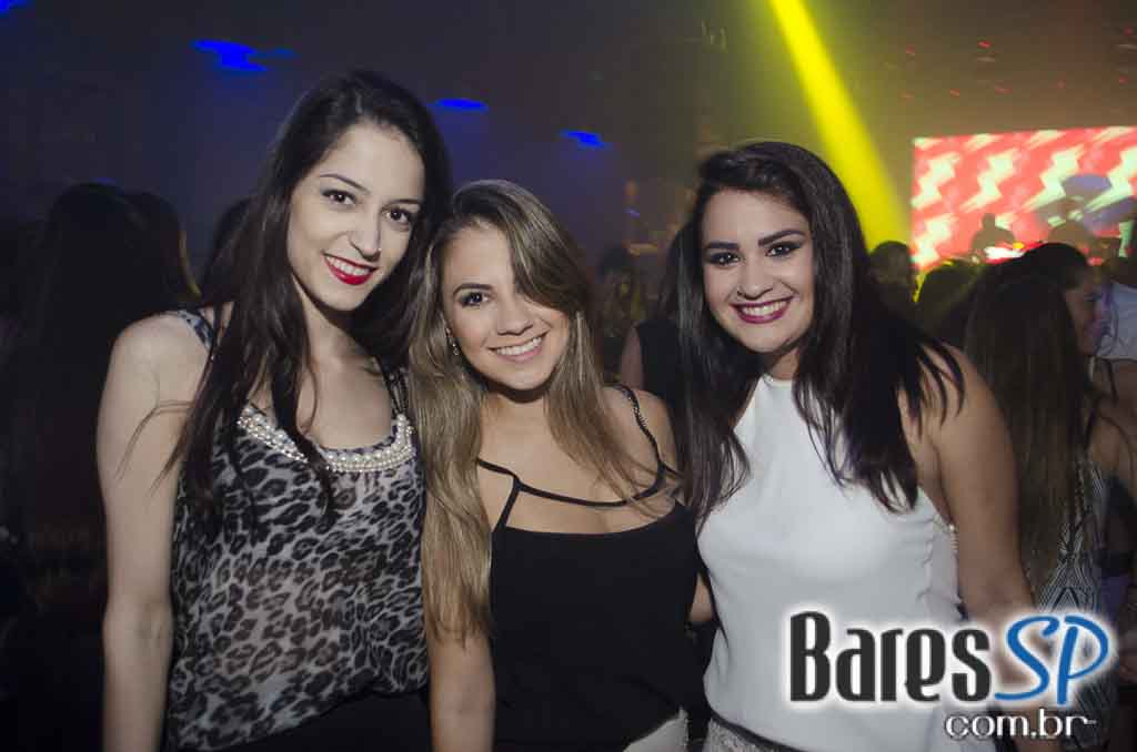 Cantora Ludmilla apresentou seus sucessos do funk no palco da Dukke Cantora Ludmilla apresentou seus sucessos do funk no palco da Dukke