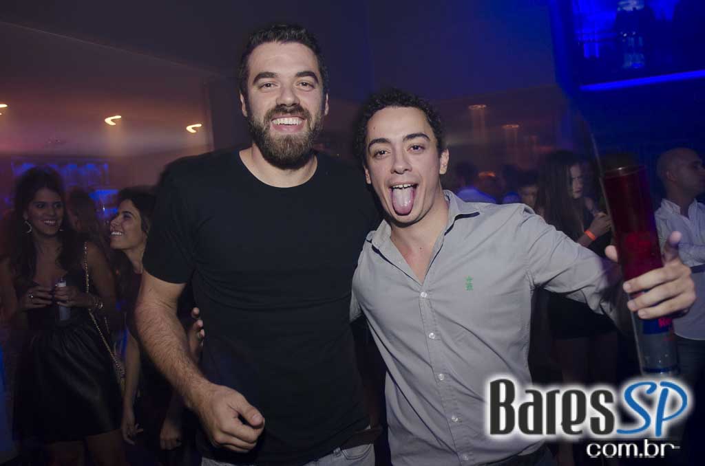 Cantora Ludmilla apresentou seus sucessos do funk no palco da Dukke Cantora Ludmilla apresentou seus sucessos do funk no palco da Dukke