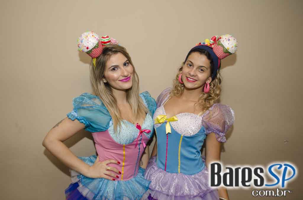 Cantora Ludmilla apresentou seus sucessos do funk no palco da Dukke Cantora Ludmilla apresentou seus sucessos do funk no palco da Dukke