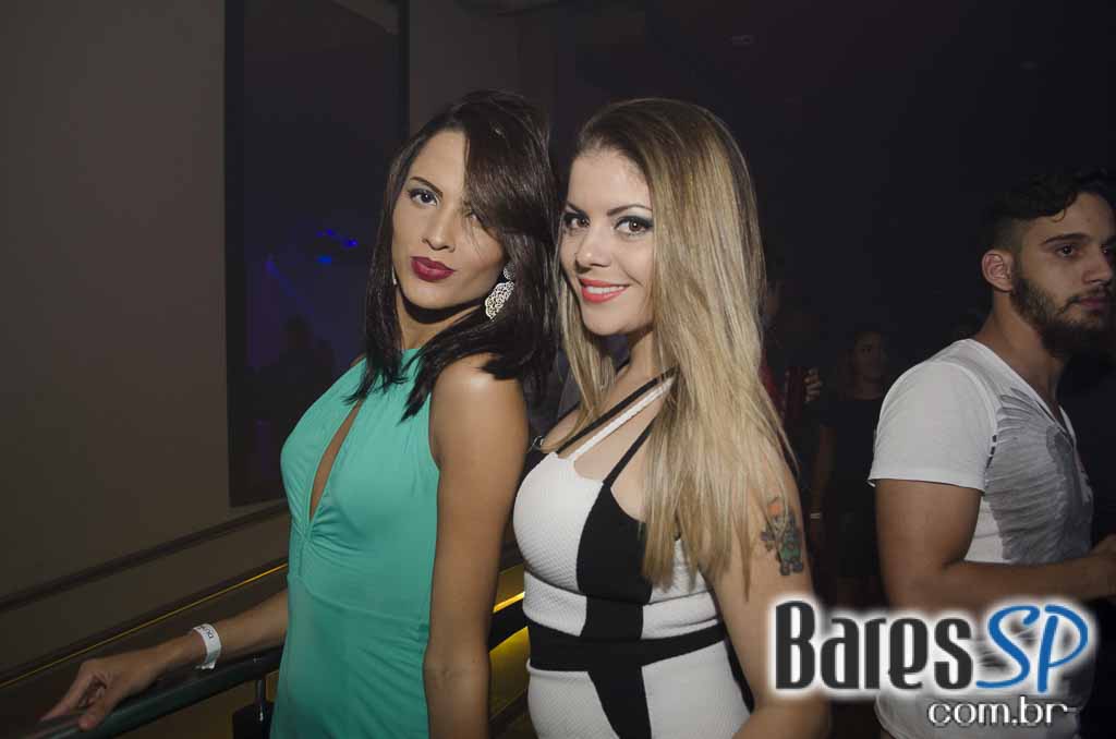 Cantora Ludmilla apresentou seus sucessos do funk no palco da Dukke Cantora Ludmilla apresentou seus sucessos do funk no palco da Dukke