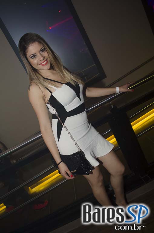 Cantora Ludmilla apresentou seus sucessos do funk no palco da Dukke Cantora Ludmilla apresentou seus sucessos do funk no palco da Dukke