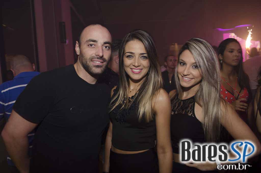 Cantora Ludmilla apresentou seus sucessos do funk no palco da Dukke Cantora Ludmilla apresentou seus sucessos do funk no palco da Dukke