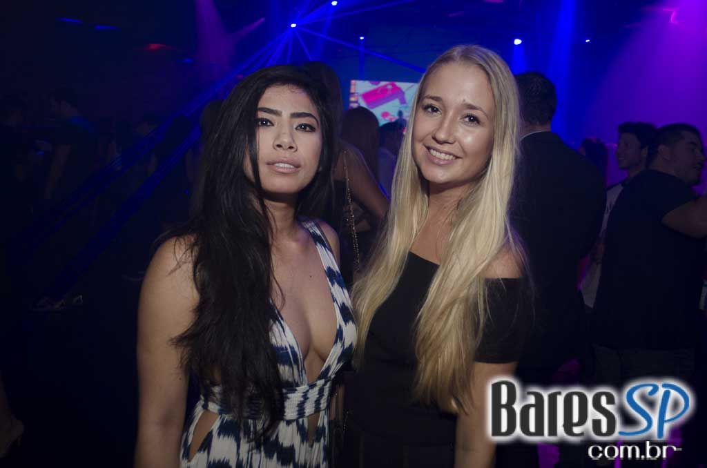 Cantora Ludmilla apresentou seus sucessos do funk no palco da Dukke Cantora Ludmilla apresentou seus sucessos do funk no palco da Dukke