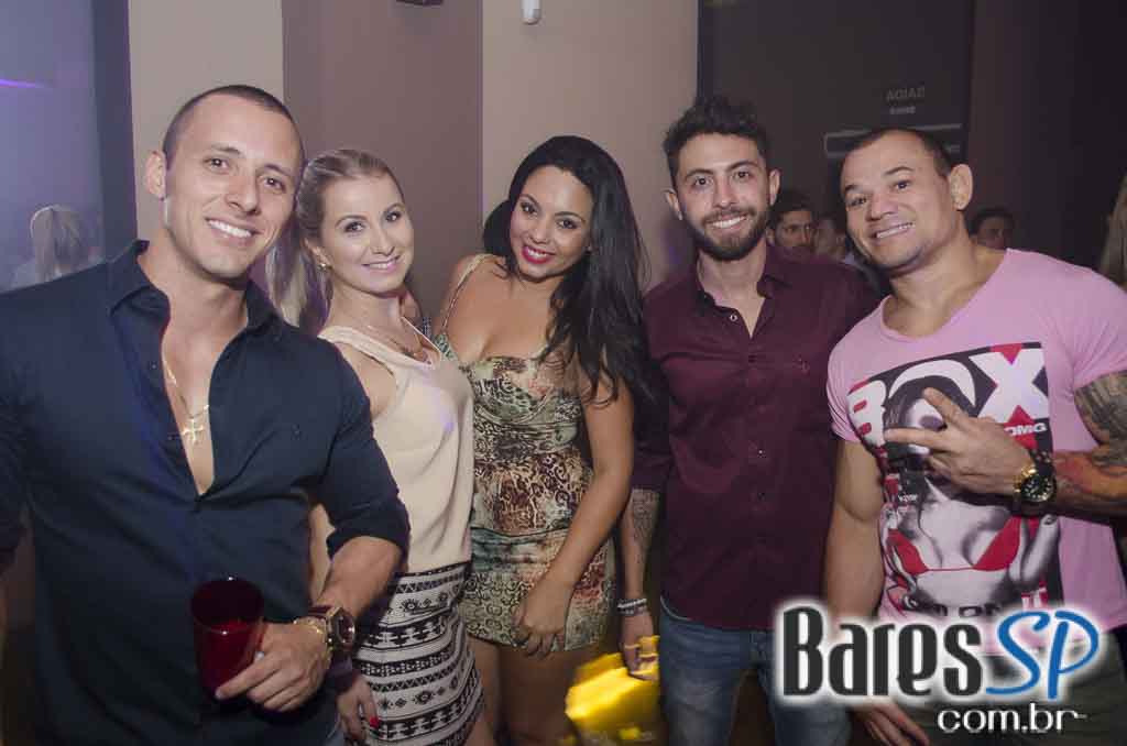 Cantora Ludmilla apresentou seus sucessos do funk no palco da Dukke Cantora Ludmilla apresentou seus sucessos do funk no palco da Dukke