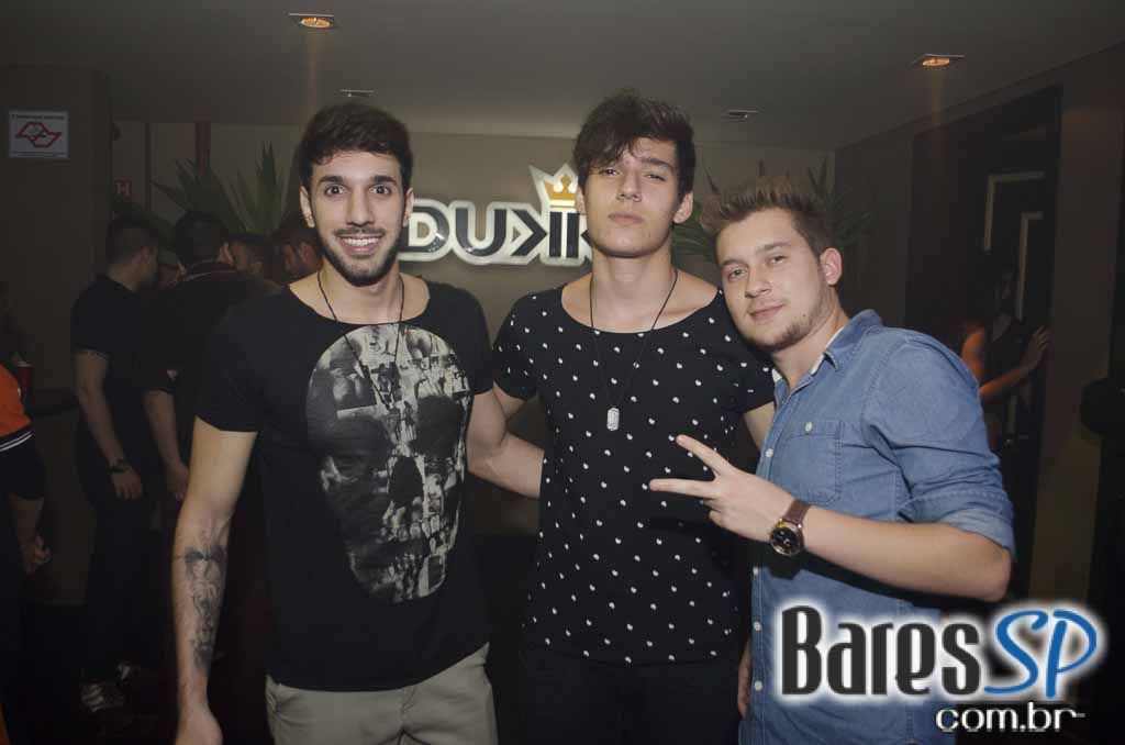 Cantora Ludmilla apresentou seus sucessos do funk no palco da Dukke Cantora Ludmilla apresentou seus sucessos do funk no palco da Dukke