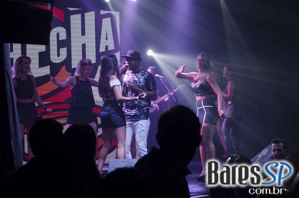 Dukke recebeu o cantor Buchecha na festa Quinta Farra Dukke recebeu o cantor Buchecha na festa Quinta Farra