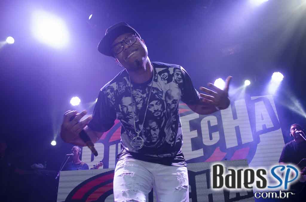 Dukke recebeu o cantor Buchecha na festa Quinta Farra Dukke recebeu o cantor Buchecha na festa Quinta Farra