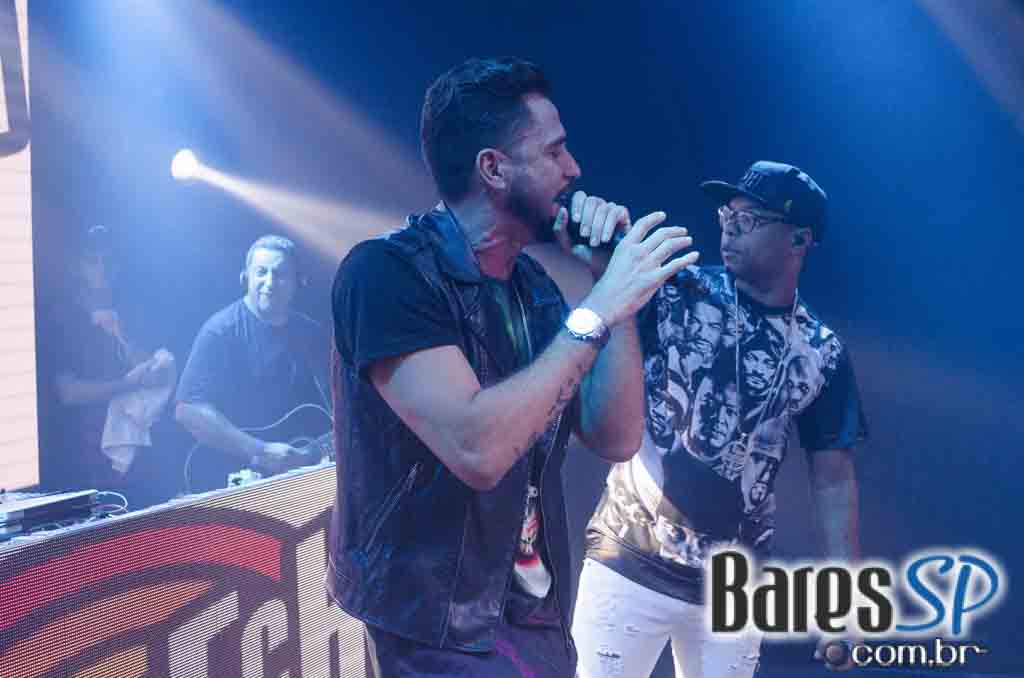 Dukke recebeu o cantor Buchecha na festa Quinta Farra Dukke recebeu o cantor Buchecha na festa Quinta Farra