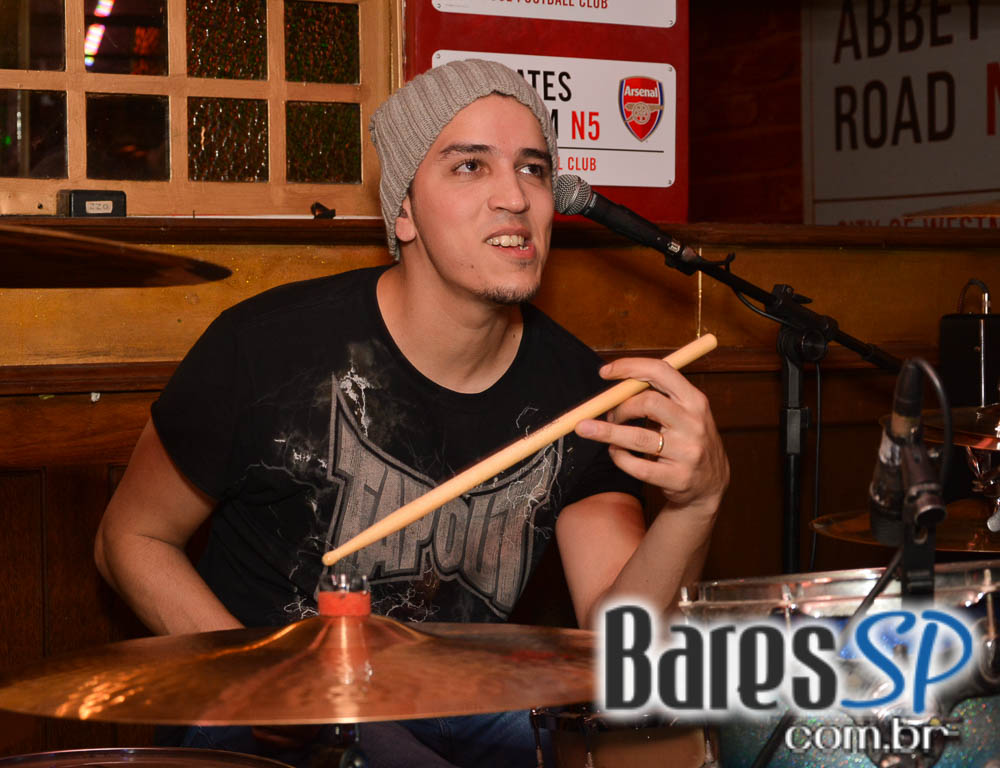 Banda Monk e William Kim animaram a noite de sexta-feira do Republic Pub Banda Monk e William Kim animaram a noite de sexta-feira do Republic Pub