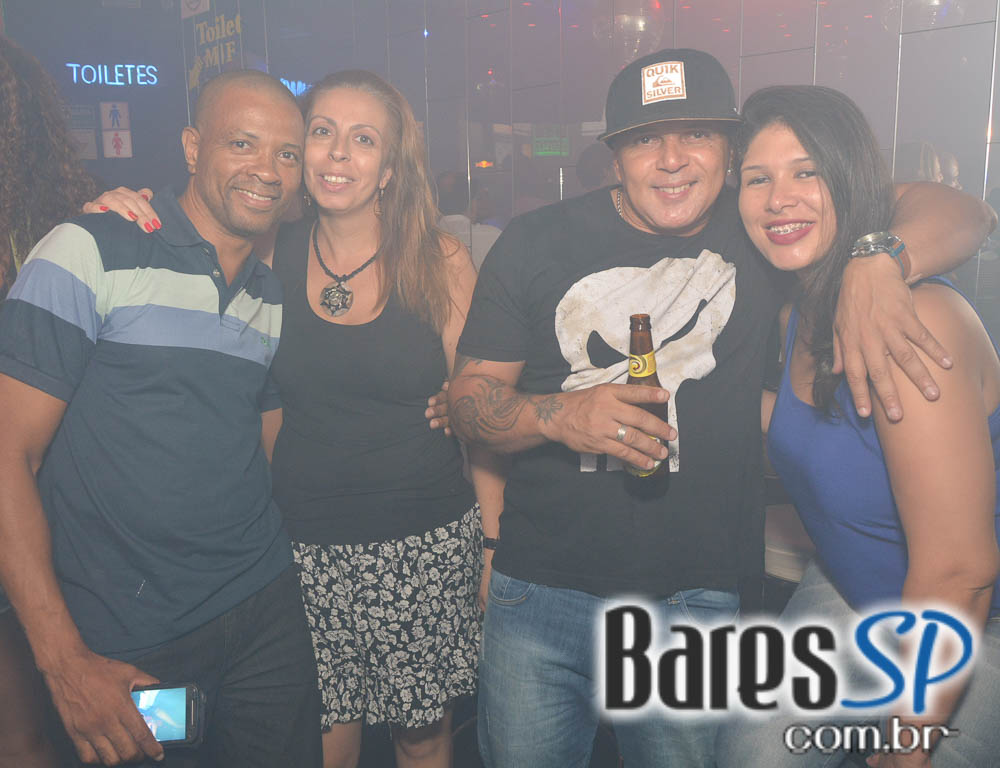 5ª edição do Baile das Antigas com DJs Silvinho, Easy Nylon, Luciano e Katatau no Akbar Lounge e Disco 5ª edição do Baile das Antigas com DJs Silvinho, Easy Nylon, Luciano e Katatau no Akbar Lounge e Disco