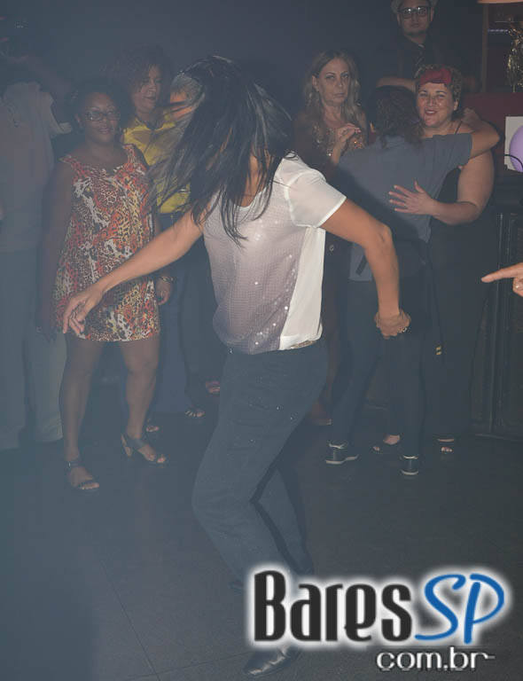 5ª edição do Baile das Antigas com DJs Silvinho, Easy Nylon, Luciano e Katatau no Akbar Lounge e Disco 5ª edição do Baile das Antigas com DJs Silvinho, Easy Nylon, Luciano e Katatau no Akbar Lounge e Disco