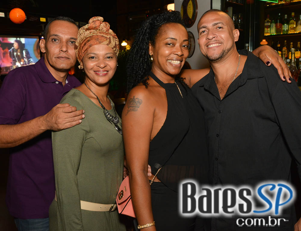 5ª edição do Baile das Antigas com DJs Silvinho, Easy Nylon, Luciano e Katatau no Akbar Lounge e Disco 5ª edição do Baile das Antigas com DJs Silvinho, Easy Nylon, Luciano e Katatau no Akbar Lounge e Disco
