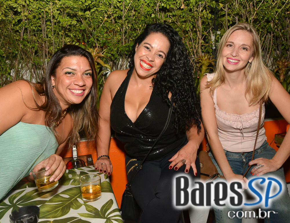5ª edição do Baile das Antigas com DJs Silvinho, Easy Nylon, Luciano e Katatau no Akbar Lounge e Disco 5ª edição do Baile das Antigas com DJs Silvinho, Easy Nylon, Luciano e Katatau no Akbar Lounge e Disco