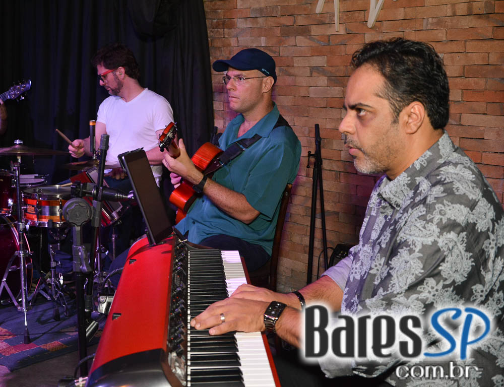 Graça Cunha apresentou seus sucessos no palco do Ao Vivo Graça Cunha apresentou seus sucessos no palco do Ao Vivo