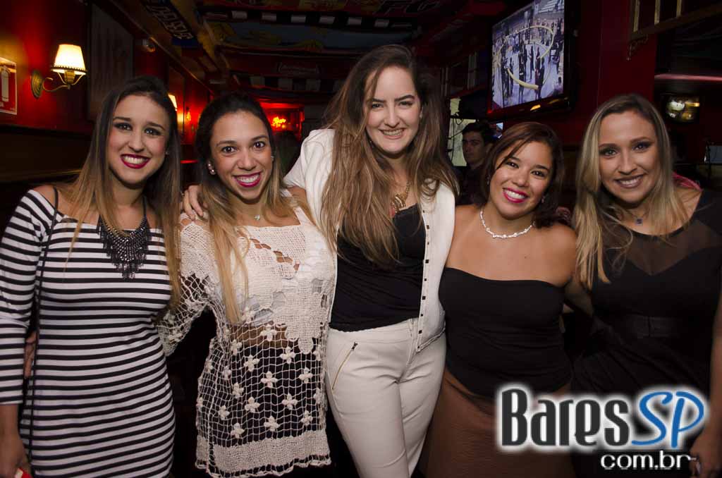 Banda Vih e Sal Vincent comandaram a noite com muito rock no Republic Pub Banda Vih e Sal Vincent comandaram a noite com muito rock no Republic Pub