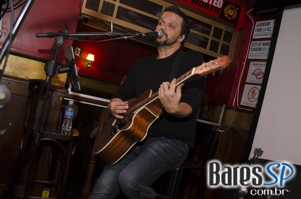 Banda Vih e Sal Vincent comandaram a noite com muito rock no Republic Pub Banda Vih e Sal Vincent comandaram a noite com muito rock no Republic Pub