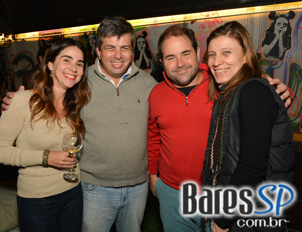 Copas Terraço Bar foi inaugurado em Pinheiros com festa e djs Copas Terraço Bar foi inaugurado em Pinheiros com festa e djs