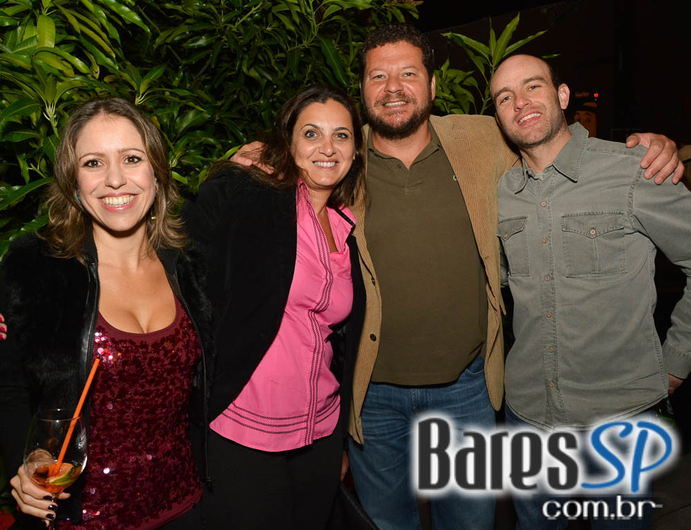 Copas Terraço Bar foi inaugurado em Pinheiros com festa e djs Copas Terraço Bar foi inaugurado em Pinheiros com festa e djs