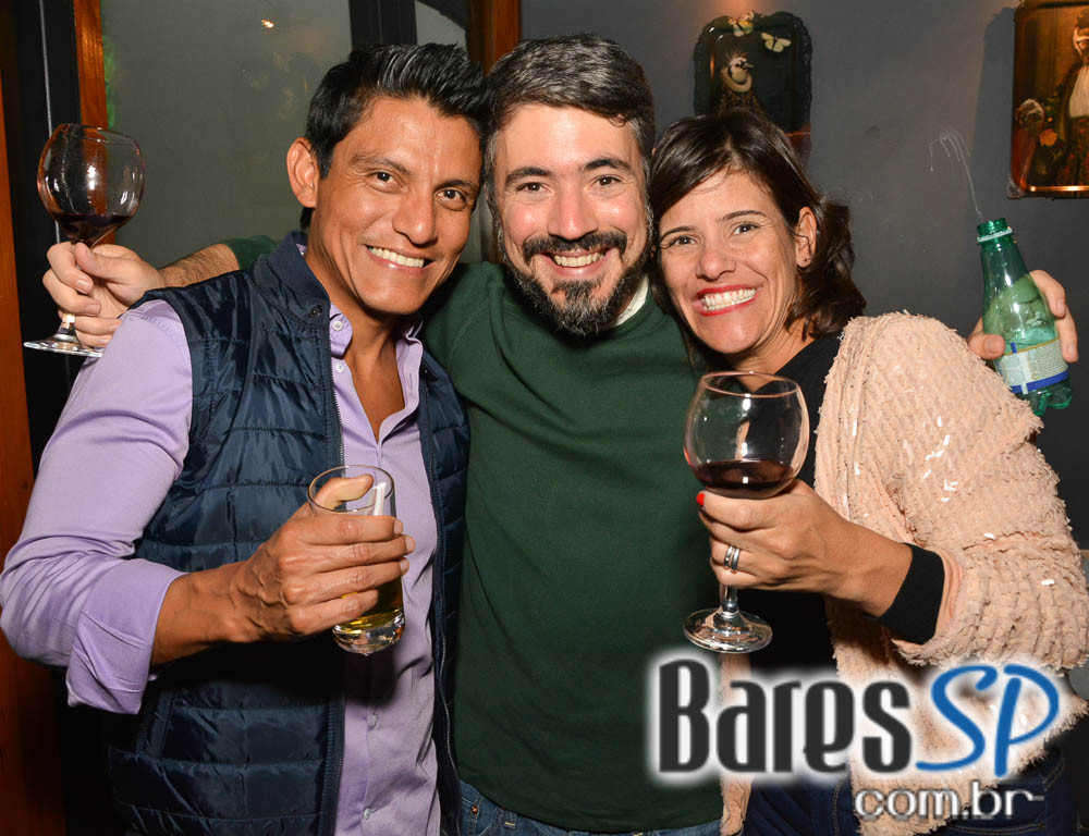 Copas Terraço Bar foi inaugurado em Pinheiros com festa e djs Copas Terraço Bar foi inaugurado em Pinheiros com festa e djs