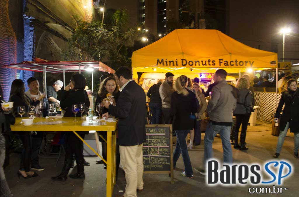 Vila Butantan recebeu o 4º Malbec World Day com food trucks, DJs e degustação dos vinhos Vila Butantan recebeu o 4º Malbec World Day com food trucks, DJs e degustação dos vinhos