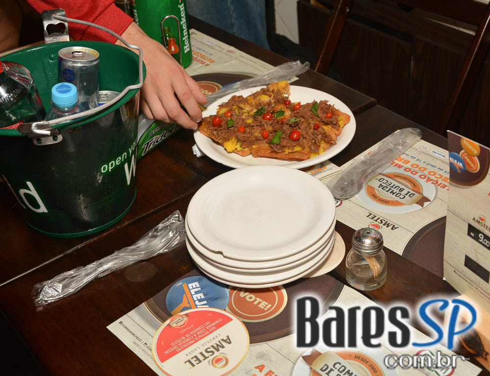 Di Primeira Bar tem Happy Hour animado com petiscos e bebidas variadas Di Primeira Bar tem Happy Hour animado com petiscos e bebidas variadas