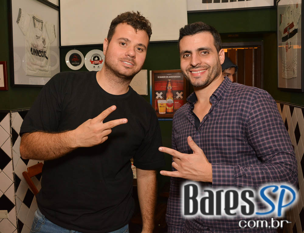 Di Primeira Bar tem Happy Hour animado com petiscos e bebidas variadas Di Primeira Bar tem Happy Hour animado com petiscos e bebidas variadas