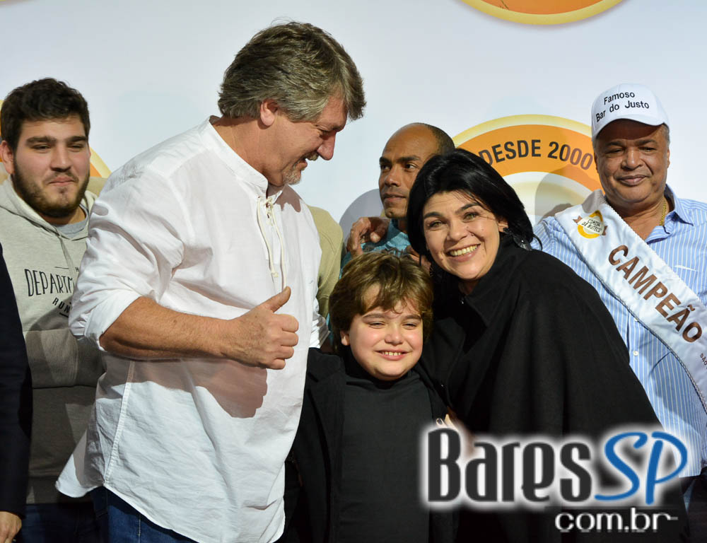 Festa de premiação do Comida di Buteco 2016 aconteceu no Vila Bisutti Festa de premiação do Comida di Buteco 2016 aconteceu no Vila Bisutti