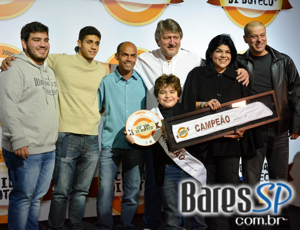 Festa de premiação do Comida di Buteco 2016 aconteceu no Vila Bisutti Festa de premiação do Comida di Buteco 2016 aconteceu no Vila Bisutti