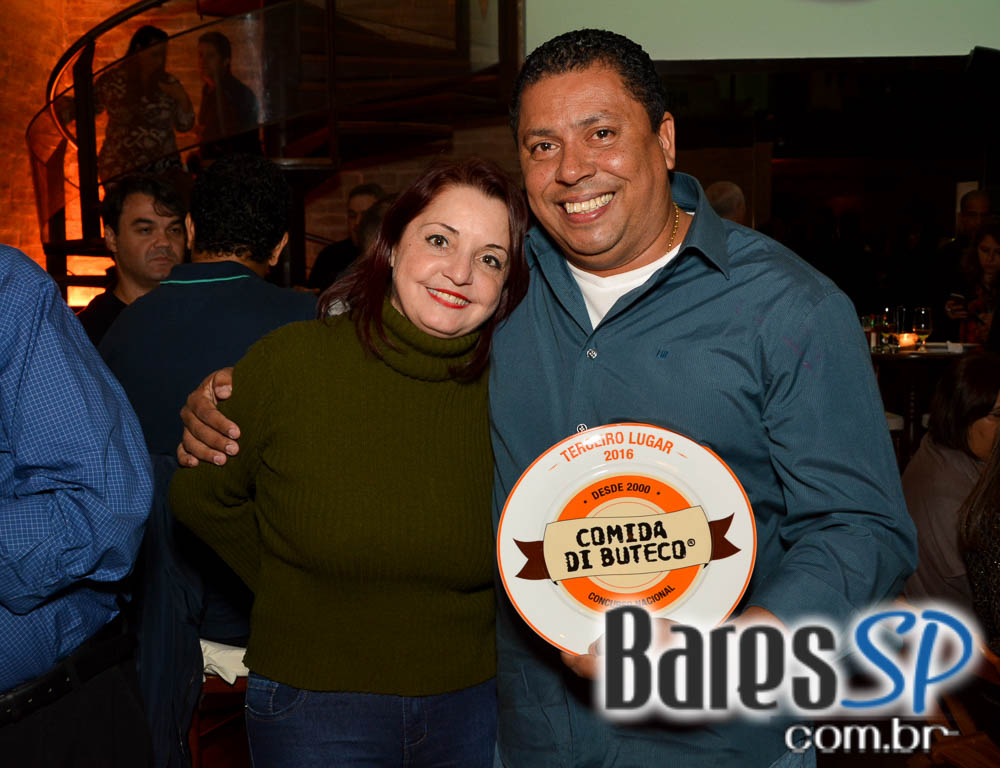 Festa de premiação do Comida di Buteco 2016 aconteceu no Vila Bisutti Festa de premiação do Comida di Buteco 2016 aconteceu no Vila Bisutti