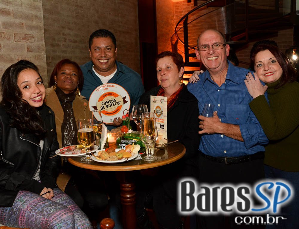 Festa de premiação do Comida di Buteco 2016 aconteceu no Vila Bisutti Festa de premiação do Comida di Buteco 2016 aconteceu no Vila Bisutti