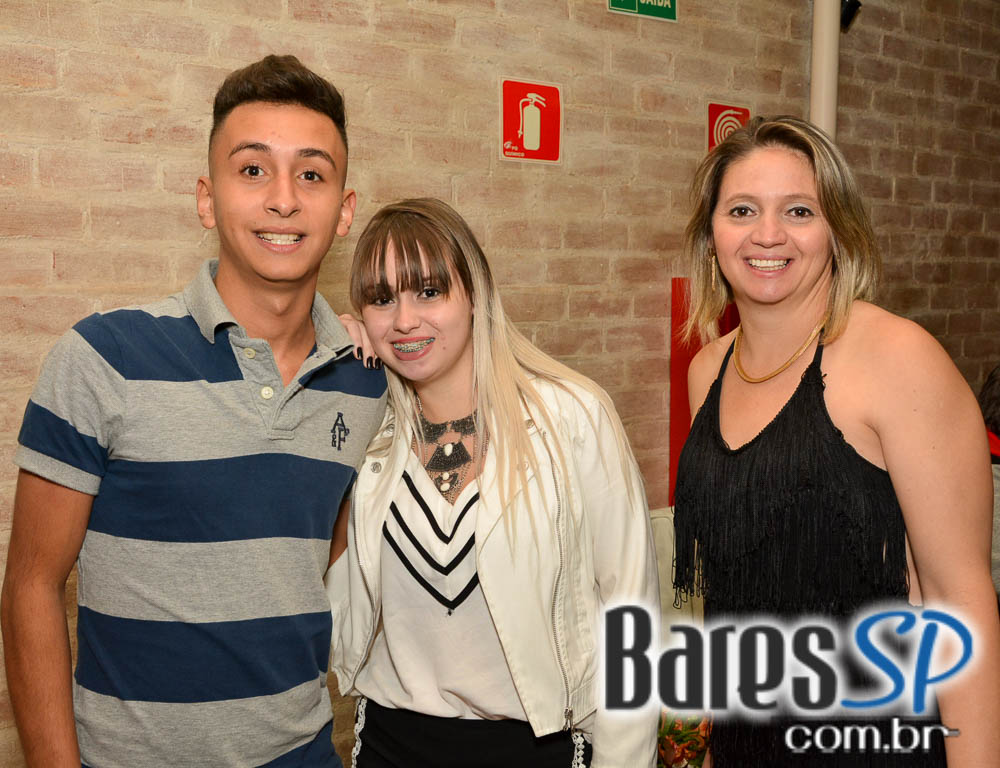 Festa de premiação do Comida di Buteco 2016 aconteceu no Vila Bisutti Festa de premiação do Comida di Buteco 2016 aconteceu no Vila Bisutti