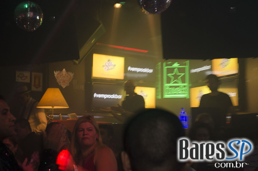 Noite da Tequila agitou a noite com DJs Sandrinho, Double C, Zhenna e Daniel Tutunic no Akbar Lounge e Disco Noite da Tequila agitou a noite com DJs Sandrinho, Double C, Zhenna e Daniel Tutunic no Akbar Lounge e Disco