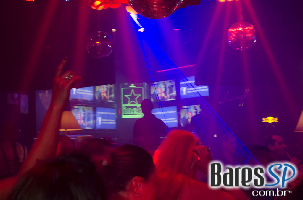 Noite da Tequila agitou a noite com DJs Sandrinho, Double C, Zhenna e Daniel Tutunic no Akbar Lounge e Disco Noite da Tequila agitou a noite com DJs Sandrinho, Double C, Zhenna e Daniel Tutunic no Akbar Lounge e Disco