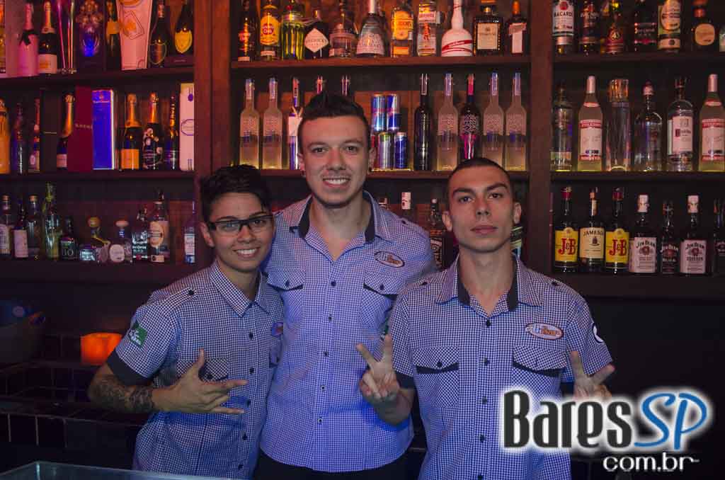 Noite da Tequila agitou a noite com DJs Sandrinho, Double C, Zhenna e Daniel Tutunic no Akbar Lounge e Disco Noite da Tequila agitou a noite com DJs Sandrinho, Double C, Zhenna e Daniel Tutunic no Akbar Lounge e Disco